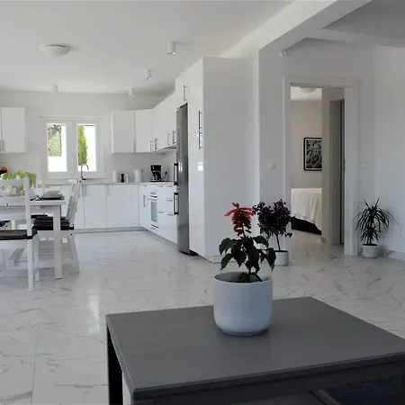 Lovisa - 4 Star With Pool And Amazing Sea View Villa *