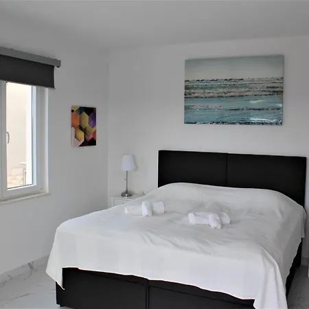 빌라 Lovisa - 4 Star With Pool And Amazing Sea View 밀나