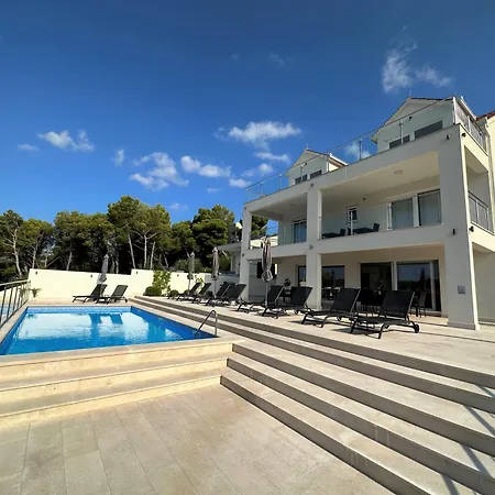 빌라 Lovisa - 4 Star With Pool And Amazing Sea View *